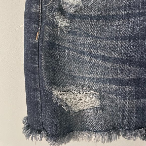 American Eagle super super stretch X denim skirt - Picture 3 of 4